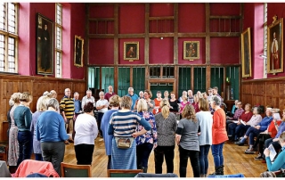 Singing in Emmanuel